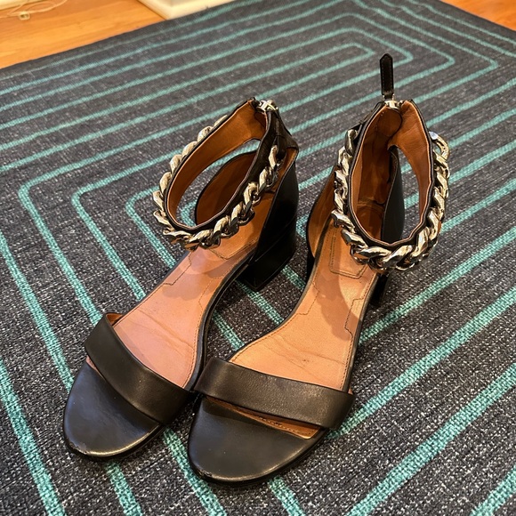 Givenchy black sandals - Picture 2 of 6